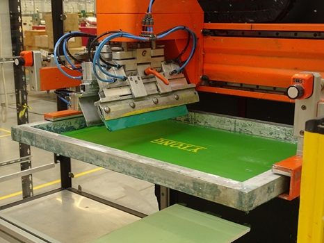 Nanášanie farby na podklad