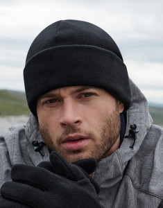 Čiapka s lemom z recyklovaného fleecu - Beechfield