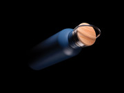 Moderná nerezová fľaša s bambusovým uzáverom - XD Collection