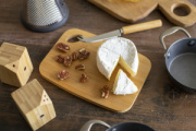 Taleggio sada na syr