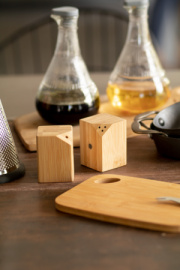 Kerala korenička a soľnička