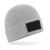 Módná čiapka s nášivkou - Beechfield, farba - light grey/black, veľkosť - One Size