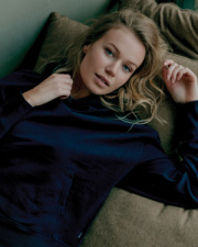 Mikina s kapucňou IQONIQ Yoho relaxed fit z recykl. bavlny - Iqoniq