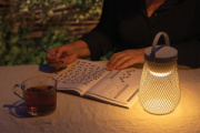 USB dobíjateľná stolná lampa Aurora z RCS recykl. plastu - XD Xclusive