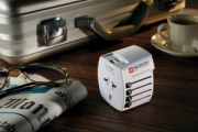 Cestovný adaptér SKROSS World MUV 2-pole s USB A a C - Skross