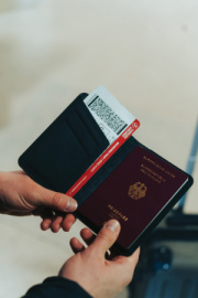Cestovná peňaženka s lokátorom Travelfinder z RCS polyesteru - XD Collection
