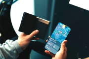 Peňaženka s nabíjacím lokátorom Seekcard z RCS polyesteru - XD Collection