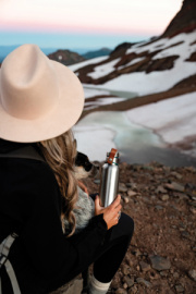 Veľká termo fľaša na vodu 750 ml Black+Blum - Black + Blum