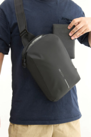Vodeodolný Urban Sling - XD Design