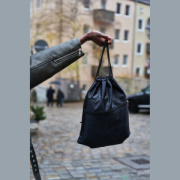  Vrecuško z recyklovateľných plastov RPET - M-Collection