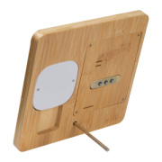 Meteostanica a bezdrôtová nabíjačka z bambusu - M-Collection