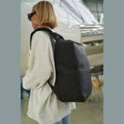 Batoh s portom USB - M-Collection