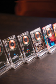 Magnetický bezdrôtový nabíjací stojan Magcharge 15W - XD Collection