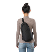 Crossbody taška Renew z rPET AWARE™ - XD Collection
