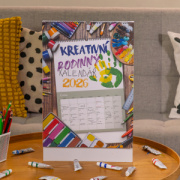 NOTIQUE Kreatívny rodinný kalendár CZ 2026, 33 x 46 cm