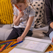 NOTIQUE Kreatívny rodinný kalendár CZ 2026, 33 x 46 cm