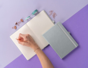 NOTIQUE Notes Balacron, strieborný, linajkovaný, 15 x 21 cm