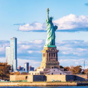 NOTIQUE Poznámkový kalendár New York 2026, 30 x 30 cm