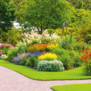 NOTIQUE Poznámkový kalendár Záhrady 2026, 30 x 30 cm