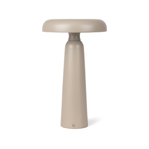 VINGA Avery RCS stolná lampa