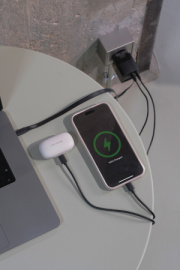 Urban Vitamin Mendocino 65W GaN nabíjačka s nabíjacím káblom - Urban Vitamin