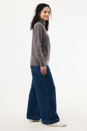 IQONIQ Elgon sveter s krátkym zipsom z recyklovanej bavlny - Iqoniq