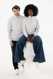 IQONIQ Elgon sveter s krátkym zipsom z recyklovanej bavlny - Iqoniq