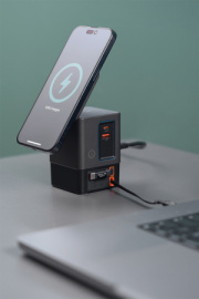 Urban Vitamin Sacramento 105W GaN stanica s nav. káblami - Urban Vitamin