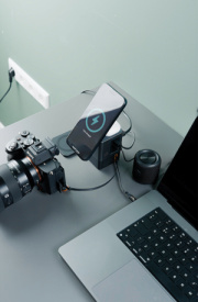 Urban Vitamin Sacramento 105W GaN stanica s nav. káblami - Urban Vitamin