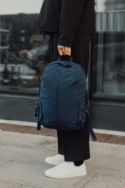 KENTO URBAN 15,6" batoh z rec. nylónu s predným vreckom - XD Xclusive