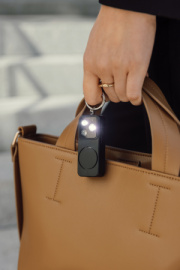 Guard Buddy RCS osobný alarm s USB-C nabíjaním - XD Collection