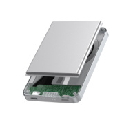 Urban Vitamin Marin 5000 mAh magnet. 15 W bezd. powerbanka - Urban Vitamin