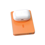 Urban Vitamin Marin 5000 mAh magnet. 15 W bezd. powerbanka - Urban Vitamin