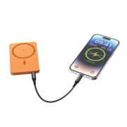 Urban Vitamin Marin 5000 mAh magnet. 15 W bezd. powerbanka - Urban Vitamin