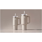 Stanley Quencher® H2.0 FlowState™ 890 ml recyklovaný nerezový izolačný termopohár - Stanley 1913®