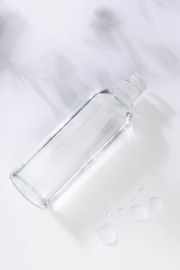 Agua sklenená karafa