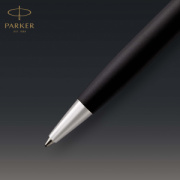 Parker SONNET guľ. pero, mat. čierna s paládiovými detailmi - Parker